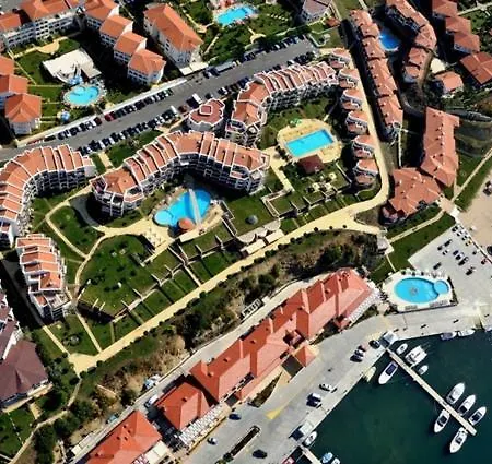Daire In Diamond St Vlas *
